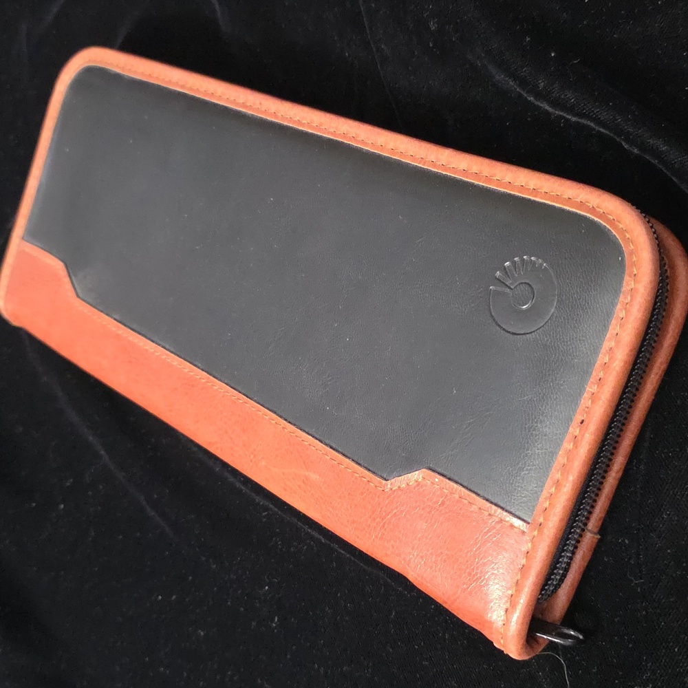 Black and Brown Rolodex Business Card Wallet / Zip Up Binder, NWOT